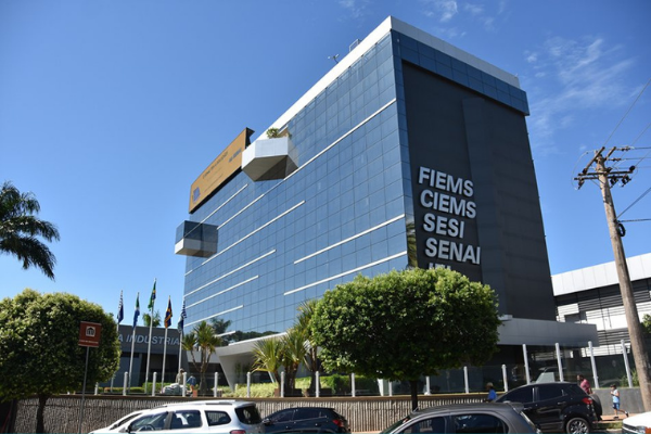 Fachada do prédio da FIEMS na Avenida Afonso Pena em Campo Grande. Foto: Divulgação 