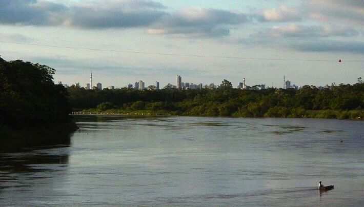 Cuiabá, a cidade e o rio (Foto: Jeff Belmonte)