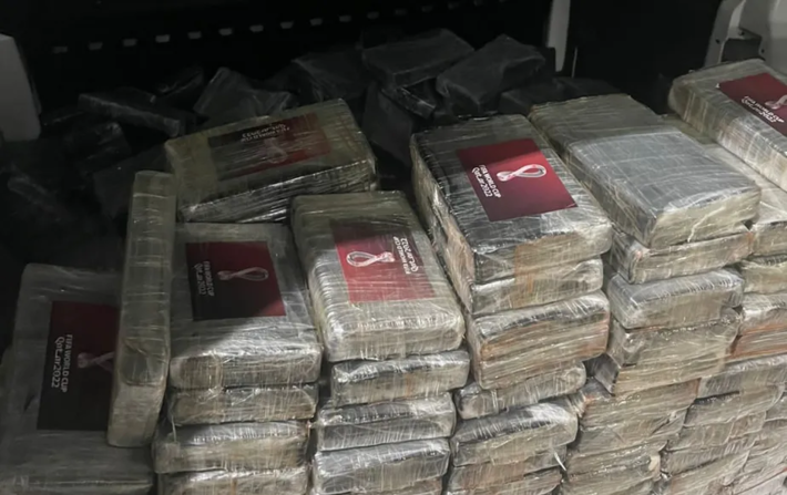 Quase meia tonelada de droga com logomarca da Copa do Mundo foi apreendida em Campinas. Foto: Divulgação