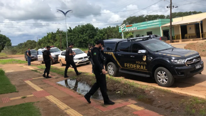 Agentes da PF em ação contra bolsonaristas em Rondônia.