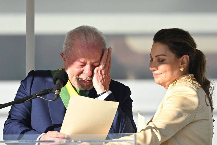 Presidente Lula durante seu discurso no Parlatório. Foto: Evaristo Sá/AFP (publicada na Folha de S. Paulo)