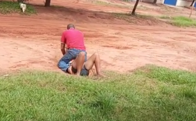  Mulher é violentamente espancada por homem em Mato Grosso do Sul. Foto: Reprodução