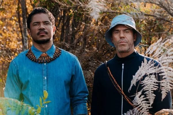 Banda trará turnê Good Vibration à Capital sul-mato-grossense. Natiruts é uma banda de reggae de sucesso formada em 1996 em Brasília. É formada atualmente pelos membros: Alexandre Carlo, Luís Mauricio, Kiko Peres e Denny Conceição. Foto: Thais Mallon