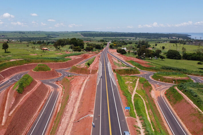 Confira as obras indicadas pelo Governo do Paraná que foram incluídas no novo PAC - Estrada da Boiadeira (BR-487). Foto: DER