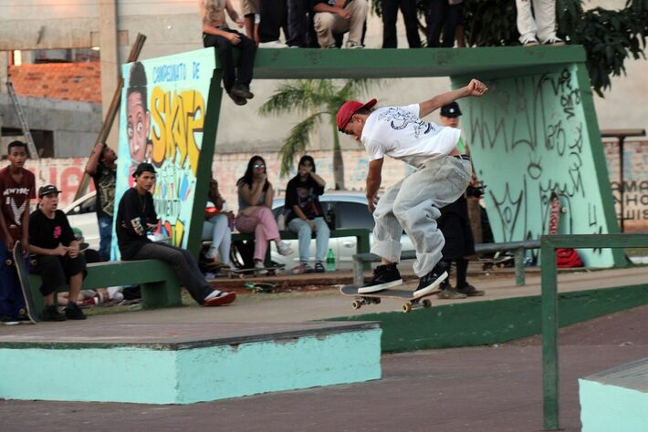 Em Cuiabá, skatistas de MS vão em busca de vaga para o Campeonato Brasileiro.