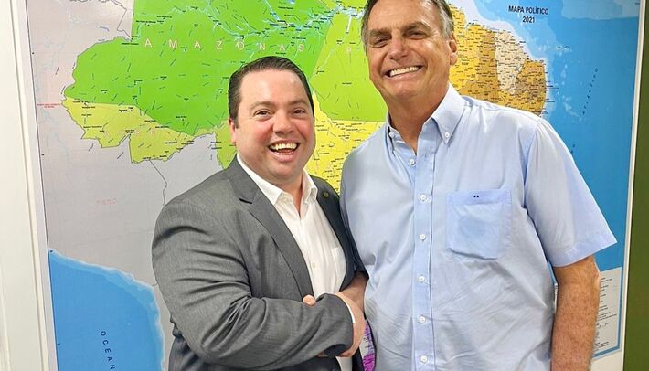 Rodolfo Nogueira e seu ídolo, ex-presidente inelegível, Jair Bolsonaro. Foto: Reprodução