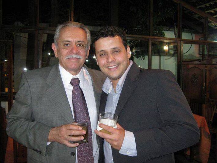 Hérico Luis Santos Braga, e o pai, ex-Presidente da Subseção Bonito Hérico Braga. Foto: Reprodução