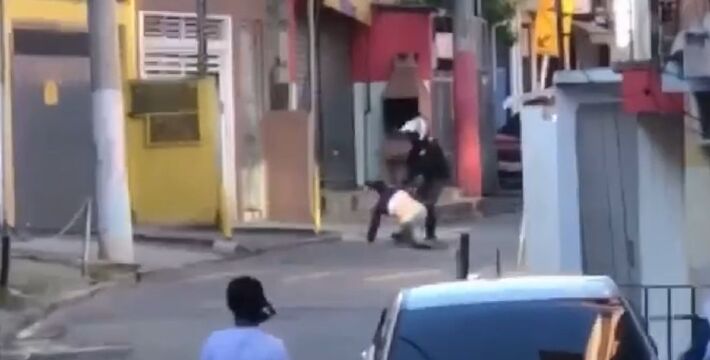 PM matou jovem rendido no Morro do Piolho, em São Paulo. Foto: Reprodução