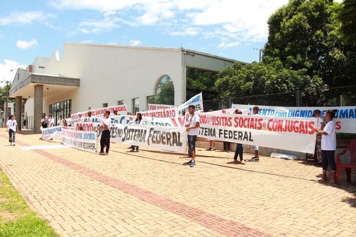 Familiares lutam pelos direitos humanos de internos do sistema prisional sul-mato-grossense. Foto: Reprodução