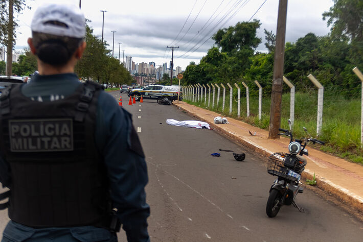 (19.fev.24) - Emerson, de 35 anos, morreu em acidente de trânsito na Avenida Euler de Azevedo, na Capital. Foto: Tero Queiroz 