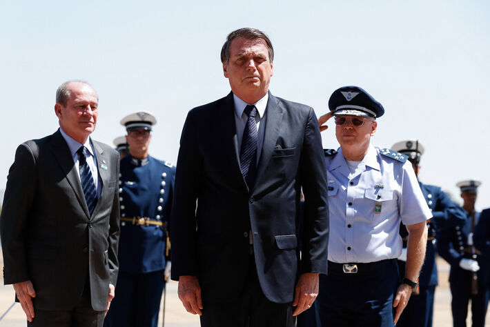 (Anápolis - GO, 04/09/2019) - O ex-Presidente da República, Jair Bolsonaro recebe as honras militares.  Foto: Alan Santos/PR