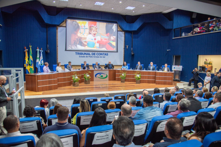 O Tribunal de Contas de Mato Grosso do Sul (TCE-MS) realizou o Seminário 'A Primeira Infância no planejamento estratégico do município', reunindo gestores públicos dos 79 municípios do estado. Foto: TCE-MS