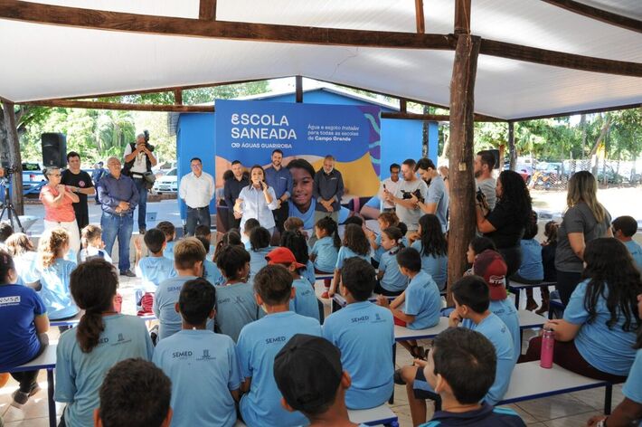 A Prefeitura de Campo Grande em parceria com a Águas Guariroba inaugurou nesta segunda-feira (6), um sistema completo para tratamento de água e esgoto na Escola Orlandina Oliveira Lima. Foto: Roberto Ajala 