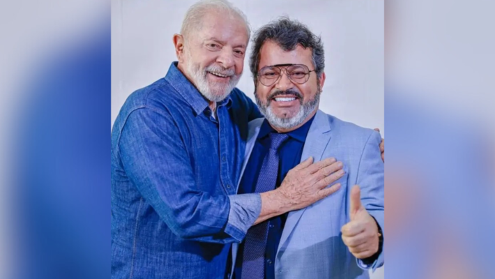 O presidente do Brasil, Lula, e o candidato a prefeito de Ponta Porã Carlos Bernardo.