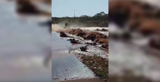 Rompimento de barragem deixou rastro de destruição