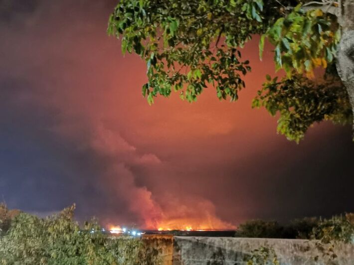 Imagem mostra queimada no Pantanal