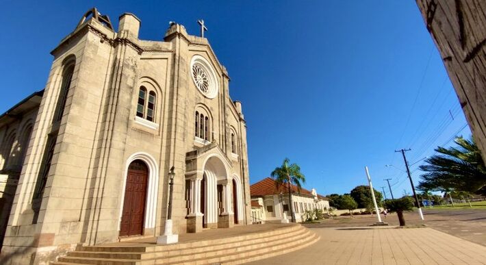 Igreja recebeu valores para compra de ar condicionado e veículo