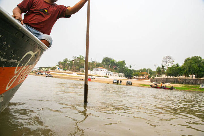 Rio Paraguai está secando em Corumbá. Foto: Folha de São Paulo