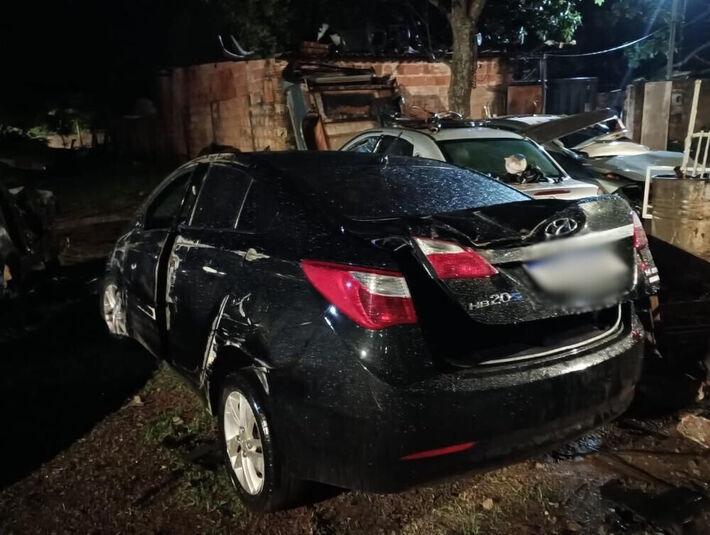 Carro da vítima foi localizado pela Polícia Civil