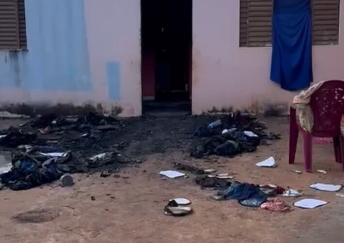 Homem tentou queimar casa com mulher e filhos dentro