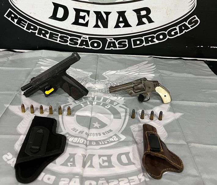 Armas apreendidas em ação policial