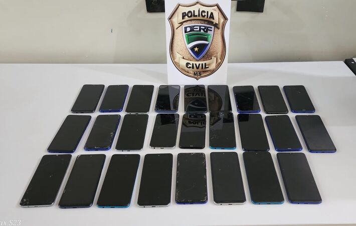 Aparelhos recuperados pela Polícia Civil