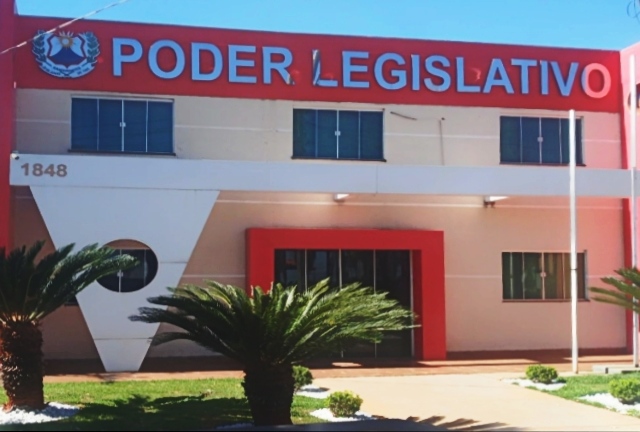 Fachada da Câmara Municipal de Bandeirantes