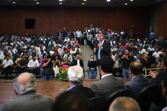 Governador Riedel promete presença ativa do estado nos municípicos de MS.  Foto: Álvaro Rezende