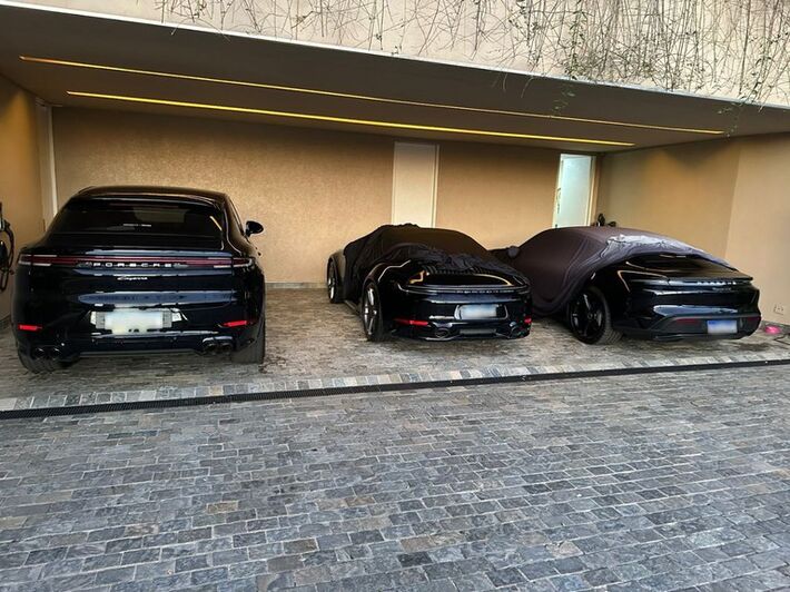 Veículos apreendidos em operação