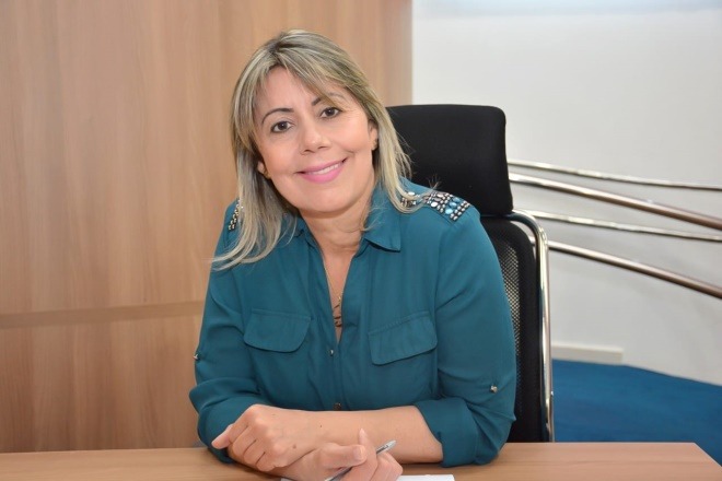 Gerolina, prefeita de Água Clara