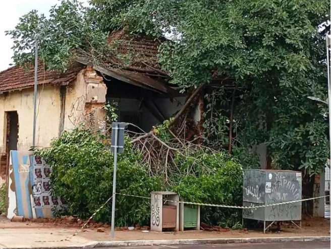 Patrimônio fica na Avenida Antônio Maria Coelho