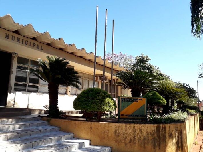 Fachada da prefeitura de Eldorado