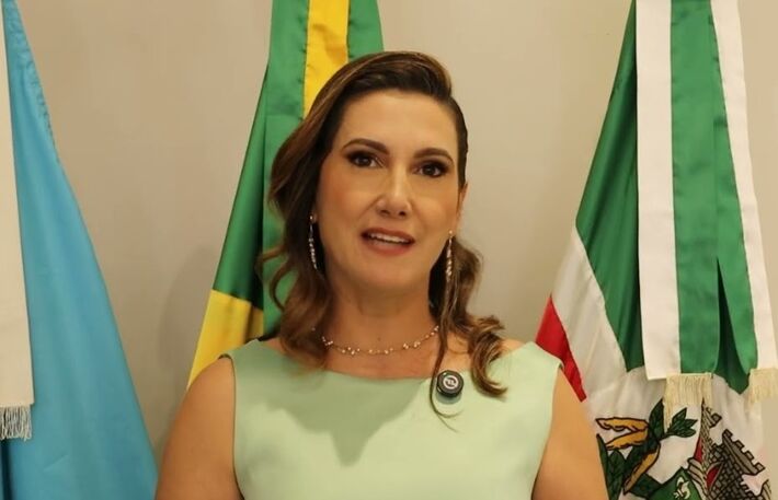 Elaine Aparecida Soligo, prefeita de Aral Moreira