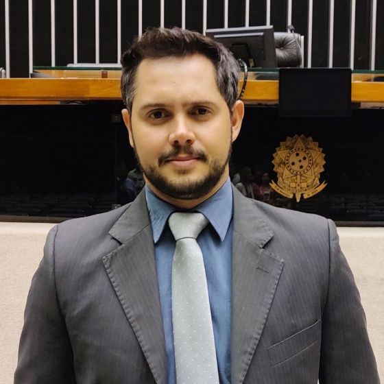 Luiz Torchetti Neto.