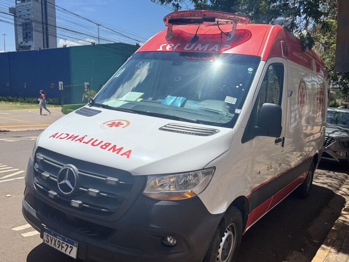 Vítima foi socorrida pelo Samu