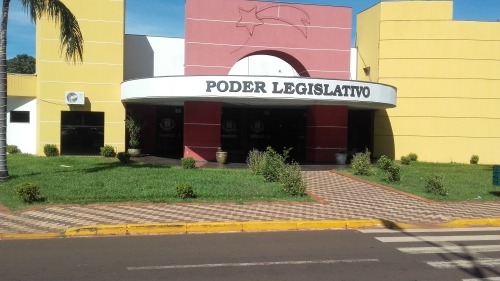 Fachada de entrada da Câmara de Naviraí