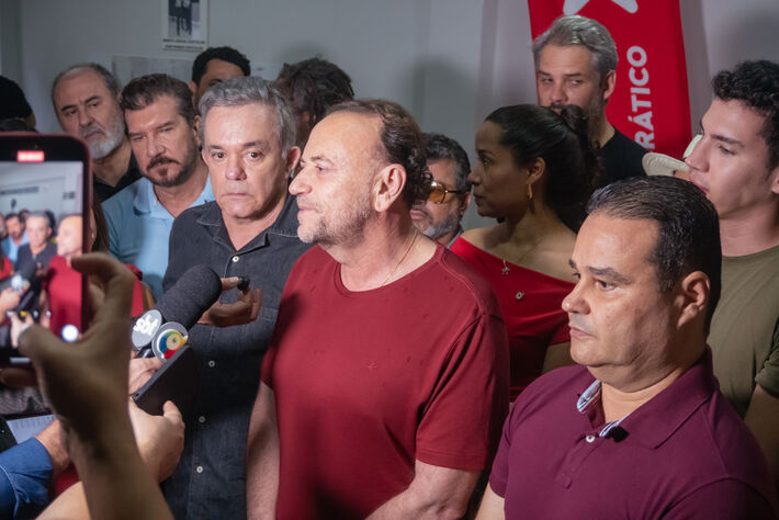 (13.dez.25) - Edinho Silva confirma candidaturas de Vander ao Senado e Fábio Trad ao governo pelo Partido dos Trabalhadores (PT). Foto: Tero Queiroz