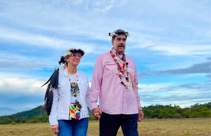 15/06/2024- Presidente da Venezuela Nicolás Maduro com a mulher durante campanha pelo país para eleções em julho. FOTO: RS /via Fotos Publicas