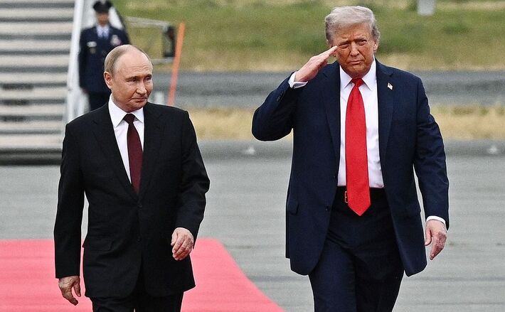 Trump ataca os mais fracos, mas é subserviente à Rússia de Vladimir Putin. Foto: Sergei Bobylev, RIA Novosti