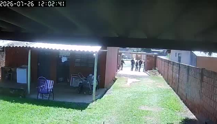 Jovens são assassinados pela PM dentro de casa no interior de Mato Grosso do Sul. Choque alega 'confronto'.