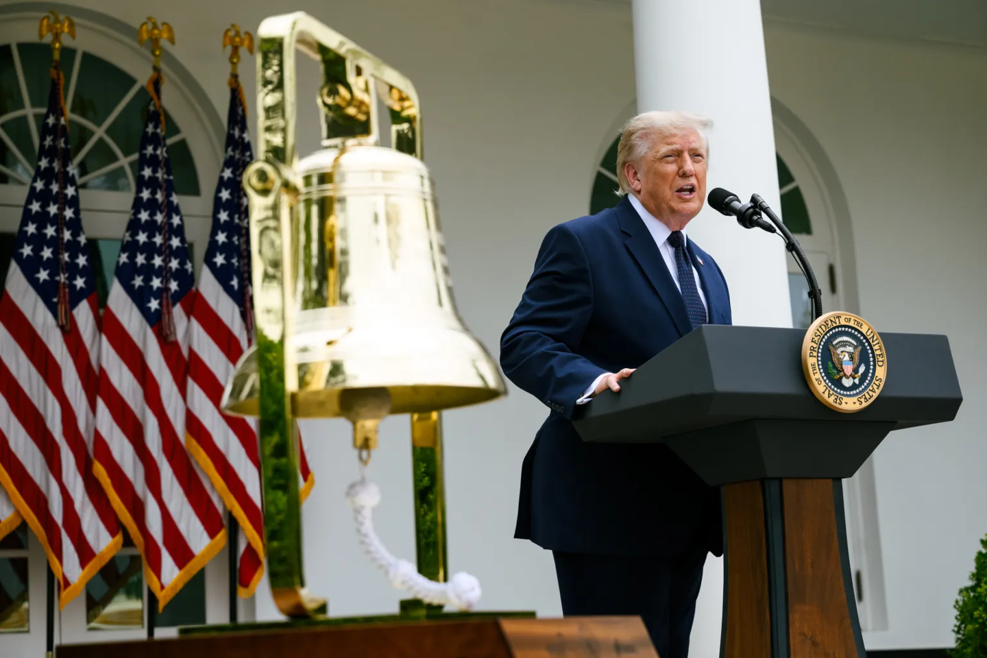 Temendo o PIX brasileiro Donald Trump taxa o Brasil. Foto: White House 