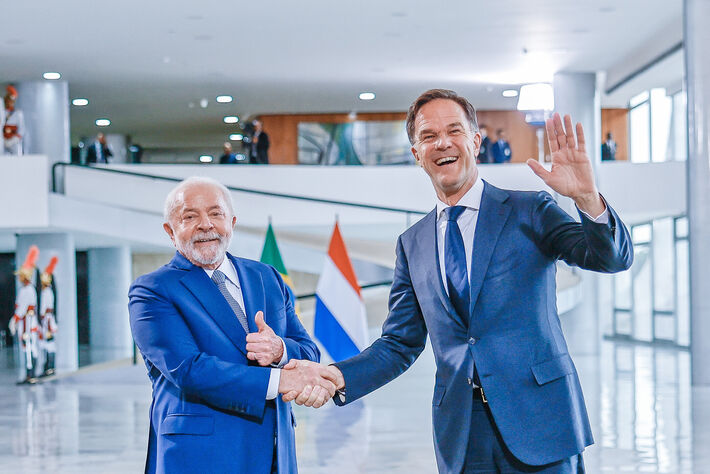 09.05.2023 - Presidente da República, Luiz Inácio Lula da Silva, durante Cerimônia de chegada do Primeiro-Ministro dos Países Baixos, Mark Rutte, por ocasião de sua visita oficial ao Brasil. Palácio do Planalto - Brasília - DF.