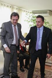  Senador Moka (PMDB) e deputado federal Vander Loubet (PT)<br />Foto: Divulgação