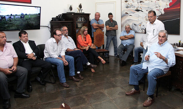  Senador Delcídio do Amaral (PT) durante encotro com produtores rurais na Acrissul<br />Foto: Sebastião Guimarães