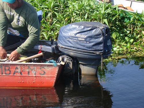 Ao realizar uma fiscalização na tarde de ontem no rio Paraguai, na região próxima à foz do rio Miranda, os Policiais Militares Ambientais de Corumbá autuaram um pescador por pesca predatória. O infrator, 29, residente no Distrito de Albuquerque, em Corumb