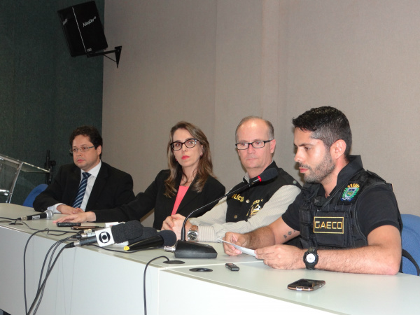  Coletiva sobre a operação dublê foi realizada nesta quinta-feira a tarde<br />Foto: Osvaldo Duarte/Dourados News