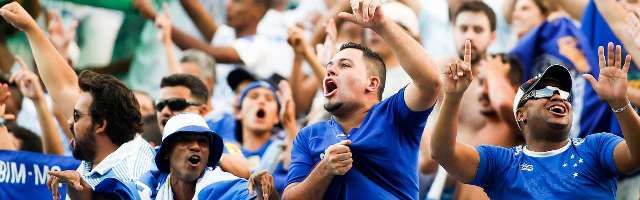  Cruzeiro manteve os quatro ponto de diferença e permanece líder, torcida está eufórica<br />Foto: Alexandre Schneider / Getty Images