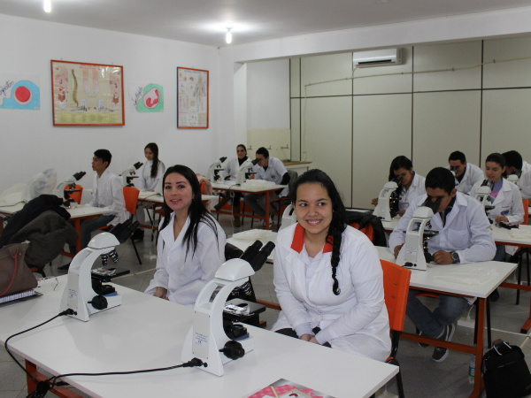  Ampliação de cursos e Medicina no Paraguai atraem estudantes de toda parte<br />foto<br />Foto: Divulgação