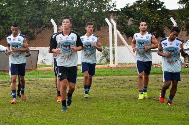  Elenco do Ivinhema já treina para o Campeonato Estadual<br />Foto: IviNotícias