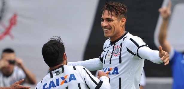 Guerrero comemora gol do Corinthians em amistoso nos Estados Unidos